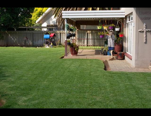 4 BEDROOM HOUSE FOR SALE IN HOSPITAALPARK